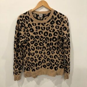 Size XL Cheetah Animal Print Crewneck Sweater